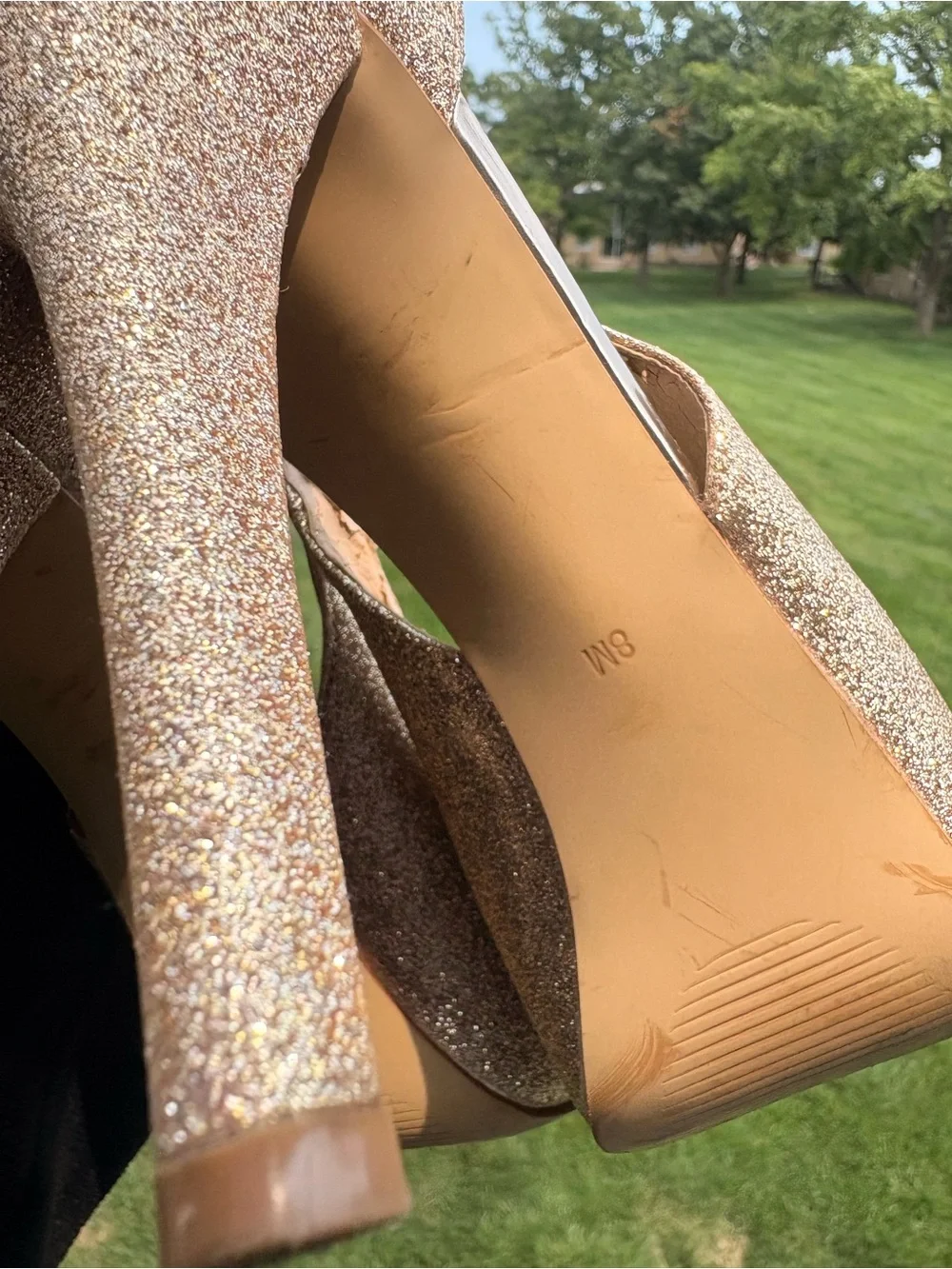 Guess gold glitter